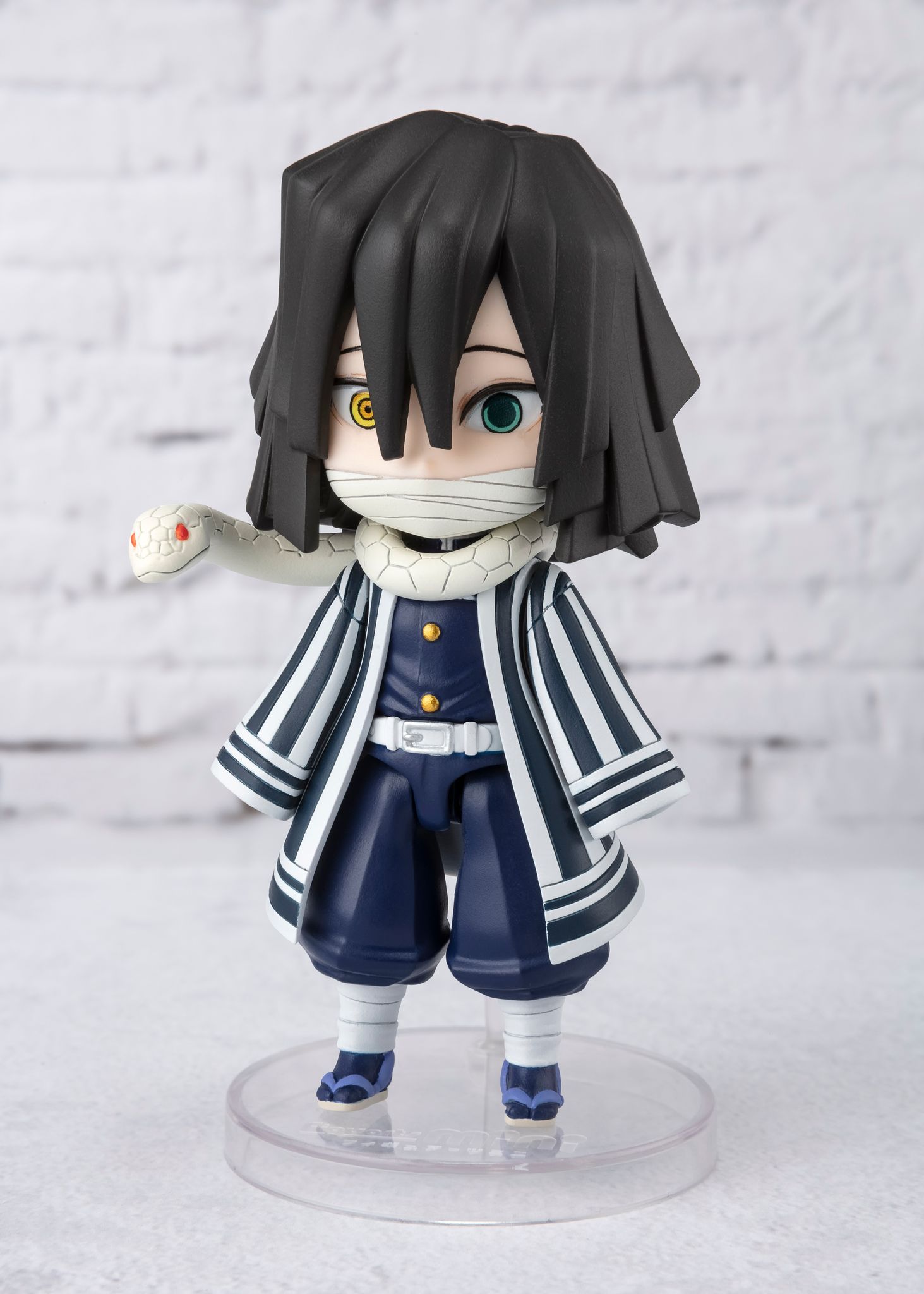 4573102608314_02-1.jpg Figuarts Mini - Kimetsu no Yaiba - Iguro Obanai - 9 cm